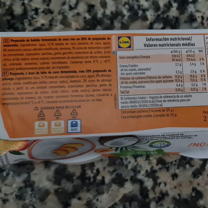 photo of Vemondo Yogurt de coco y melocotón shared by @fumateelviento on  21 Jul 2023 - review