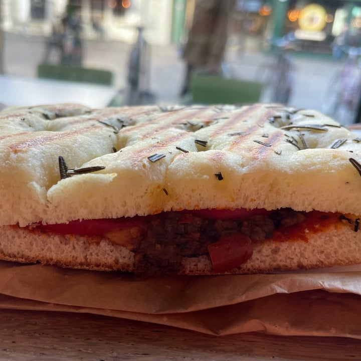 photo of Veggie Pret Focaccia - Spicy No ‘Duja shared by @ct77 on  02 Feb 2023 - review