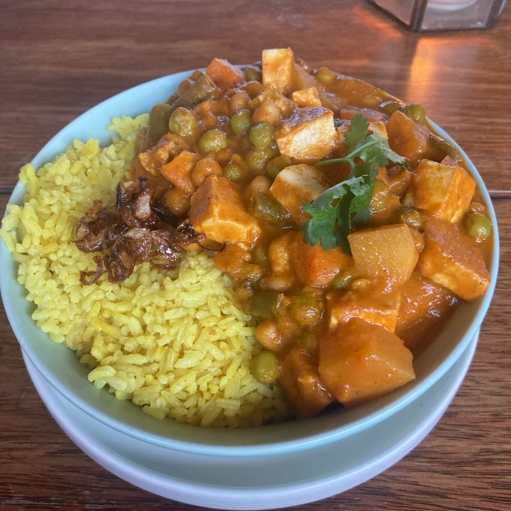 photo of I Am Vegan Babe Cafe Curry of Kings shared by @jimboatz on  10 Apr 2023 - review