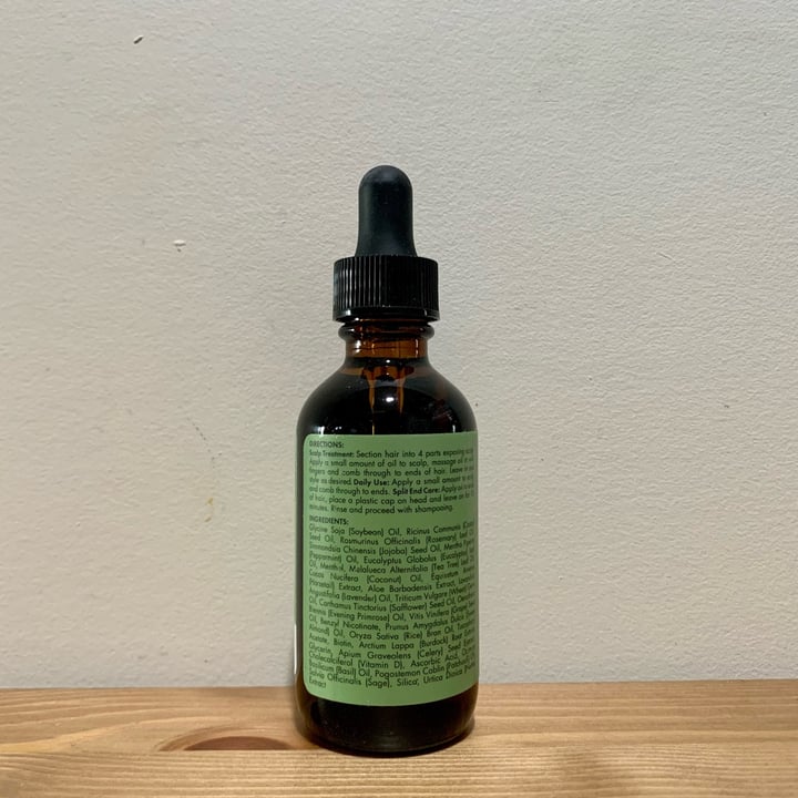 photo of Mielle Rosemary Mint Scalp & Hair Strengthening Oil shared by @soki on  02 Jan 2023 - review