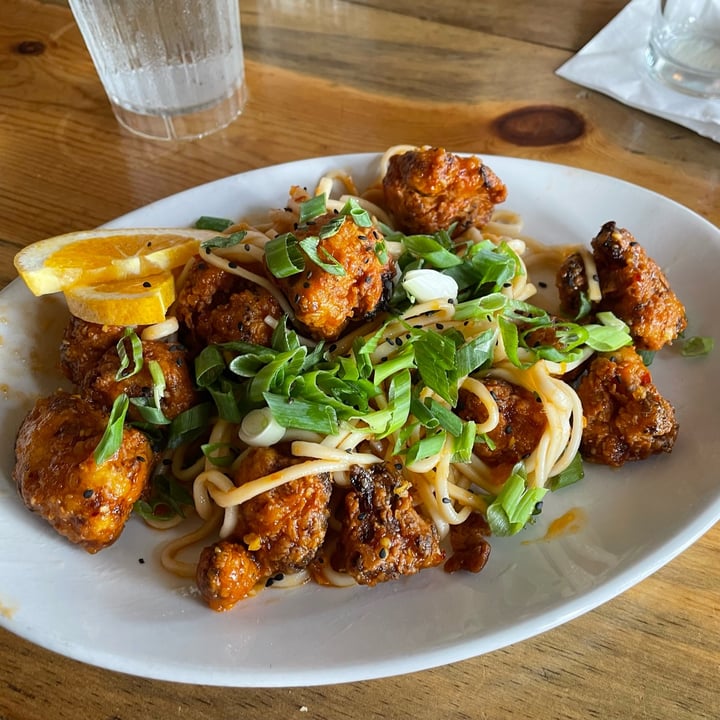 photo of Sweet Melissa General Tso’s Cauliflower shared by @srw4 on  22 Jul 2023 - review