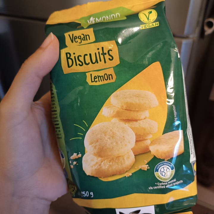 photo of Vemondo Vegan bio biscuits lemon shared by @mariacossu on  04 Aug 2023 - review