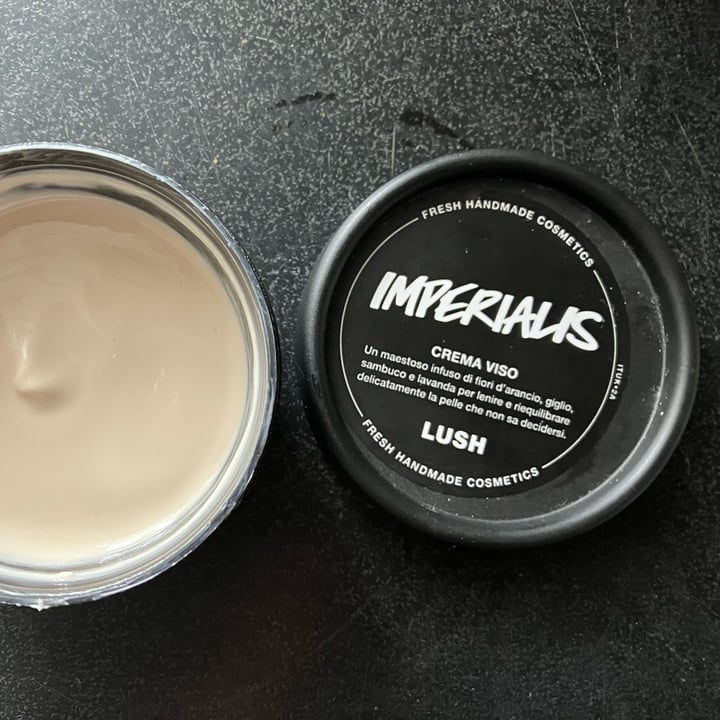 photo of LUSH Fresh Handmade Cosmetics Crema Viso Imperialis shared by @melyt1988 on  30 Jan 2023 - review