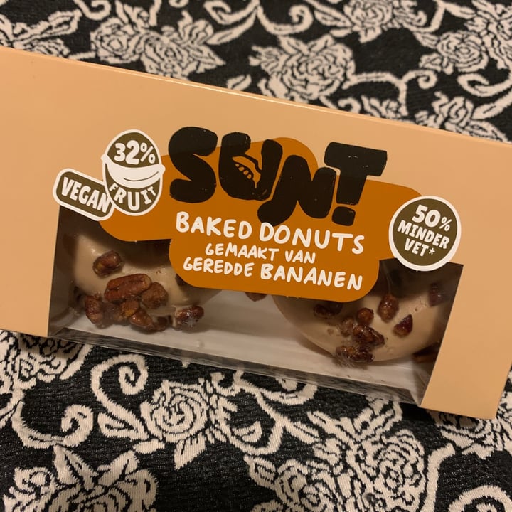 photo of sunt Donut caramel pecan shared by @hereforareason on  30 Jun 2023 - review