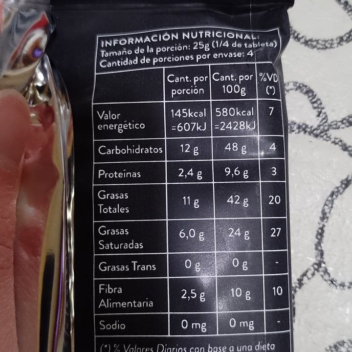 photo of Chocolate Colonial Chocolate orgánico 70% shared by @bel123 on  13 Jun 2023 - review