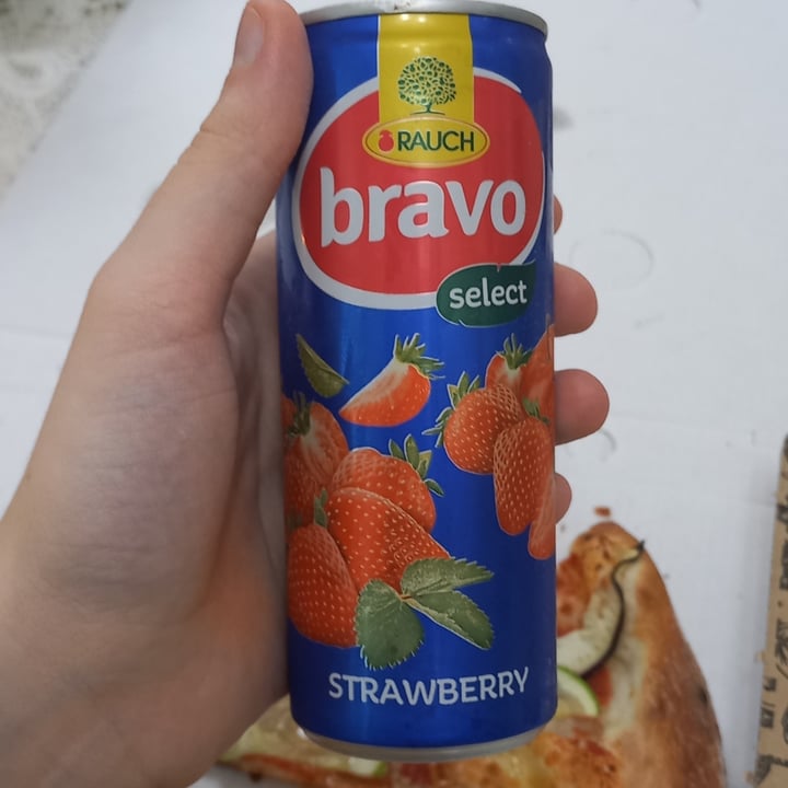 photo of Rauch Bravo Strawberry shared by @onlykamila on  02 Jan 2023 - review