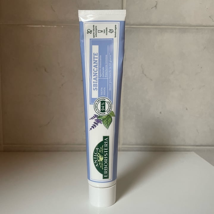 photo of Antica erboristeria Dentifricio sbiancante shared by @gianespo99 on  19 Mar 2023 - review