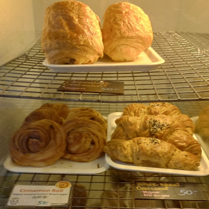 photo of Da's Home Bakery Vegan Croissant shared by @emmacheetham on  21 Jan 2023 - review