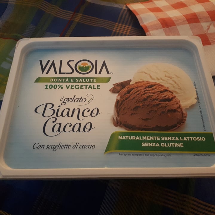 photo of Valsoia Gelato Bianco Cacao shared by @miriam1984 on  28 Mar 2023 - review