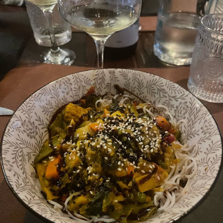 photo of Il Pangolino - Vegan Bistrot tagliolini in crema di cocco e verdure alla thailandese shared by @darthmoony on  06 Aug 2023 - review