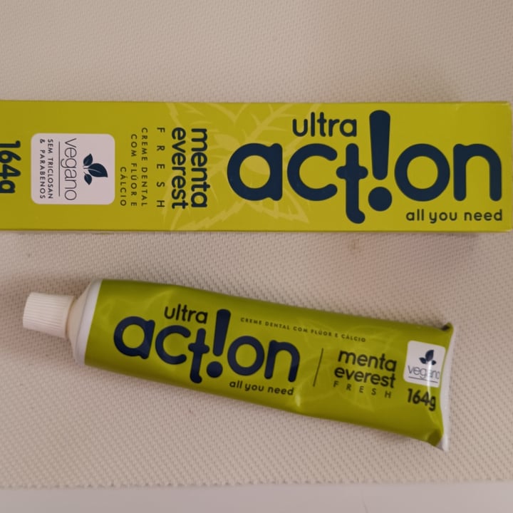 photo of Ultra action Creme Dental com Flúor e Cálcio Menta Everest Fresh shared by @lucianagragnato on  15 Jan 2023 - review