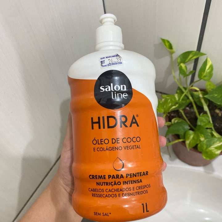 photo of Salon line Creme para Pentear Hidra Óleo De Coco shared by @blessedtiger53 on  25 May 2023 - review