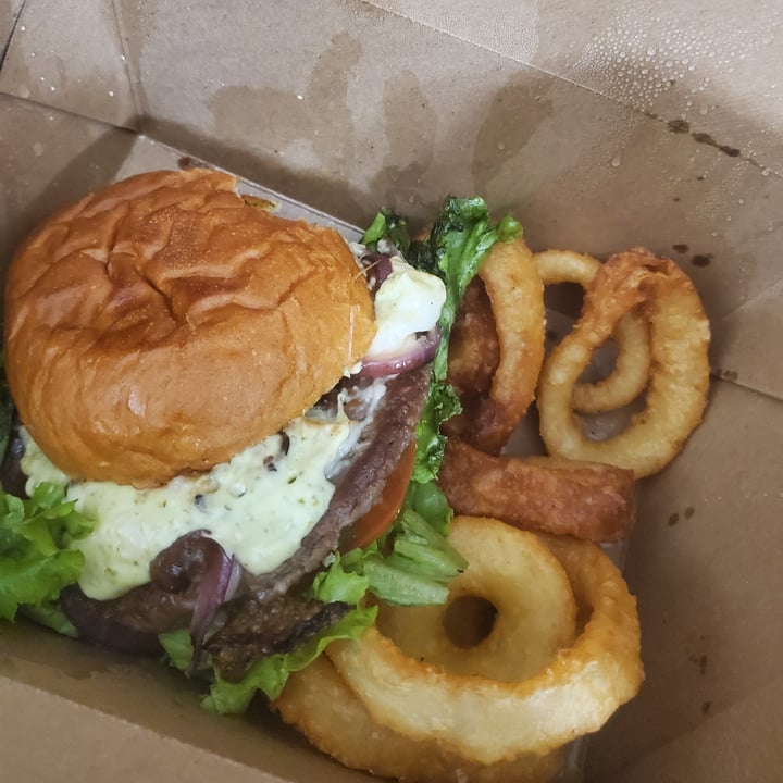 photo of Nocturnal Eats Impossible vegan  white cheddar burger with onion rings shared by @shakaragoddess on  23 Apr 2023 - review