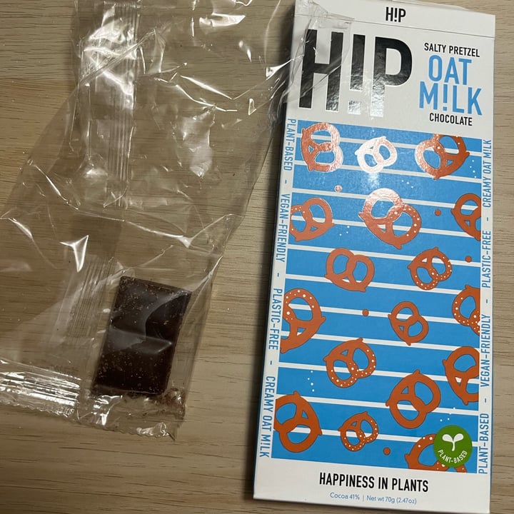 photo of HIP (H!P) Salty Pretzels Oat M!lk Chocolate Bar shared by @snowy27 on  23 Dec 2022 - review