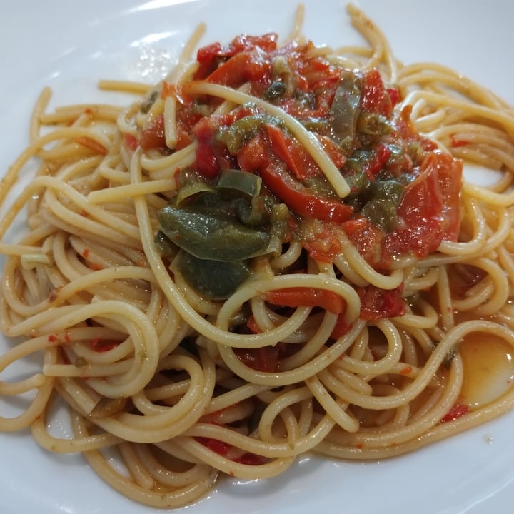 photo of Dar Tortello spaghettoni ai peperoni shared by @azzurra on  02 Jul 2023 - review