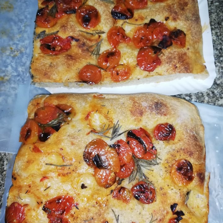 photo of La Manteca Negra Focaccia shared by @agostinamarconi on  30 Apr 2023 - review