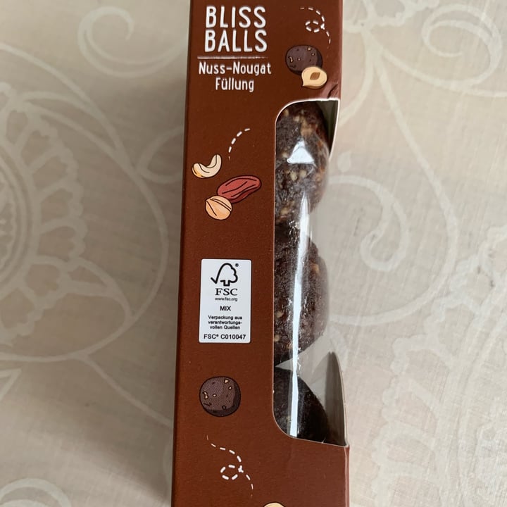photo of dmBio Vegane Bliss Balls shared by @animaladvocat on  04 Mar 2023 - review