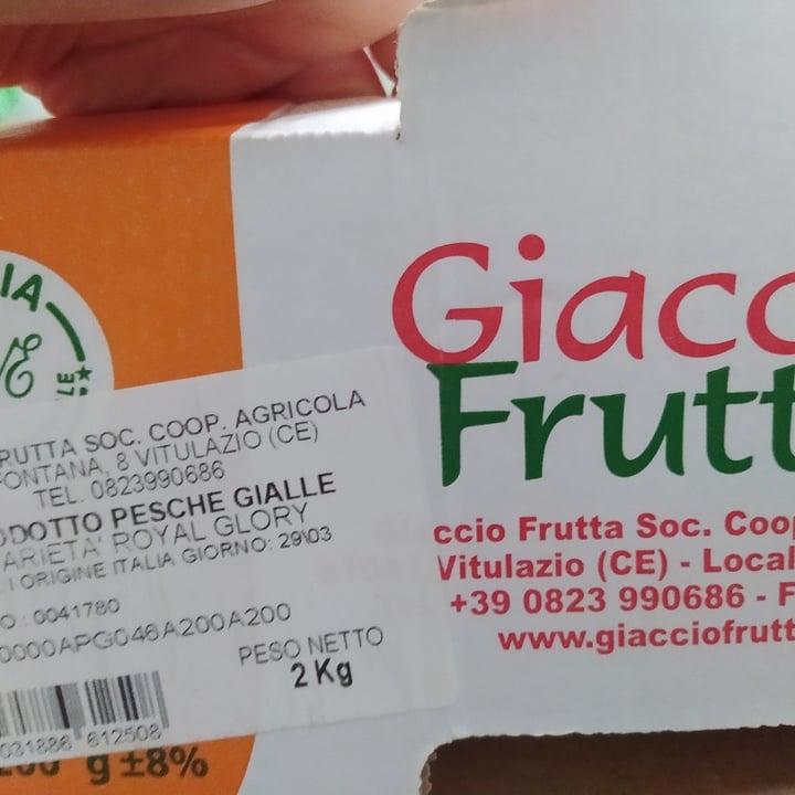 photo of giaccio frutta pesche gialle shared by @alexxxxxx on  25 Jul 2023 - review