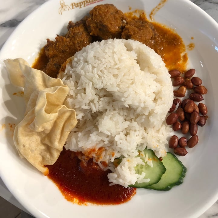photo of PappaRich Nasi Lemak with Vegetarian Mutton And Sambal Okra shared by @vegandelish on  25 Jun 2023 - review