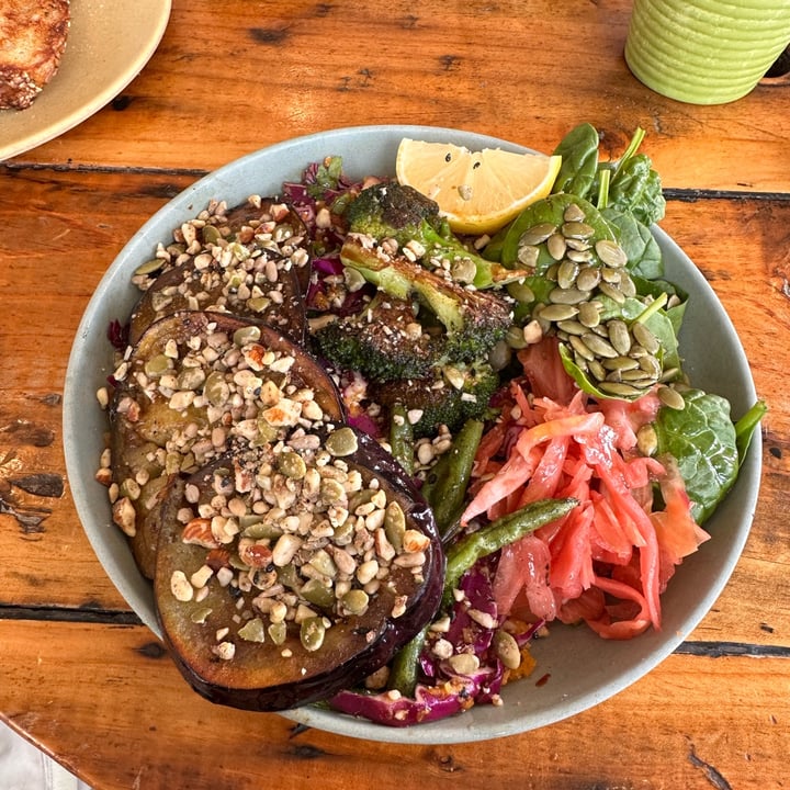 photo of HAH Lornebeach Tamari Roasted Eggplant Bowl shared by @cloudia on  16 Apr 2023 - review