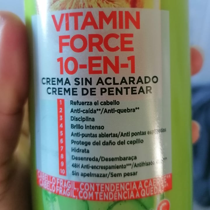 photo of Garnier Crema Sin Aclarado 10 En 1 Con Naranja Roja shared by @cometdibiasky on  01 Apr 2023 - review