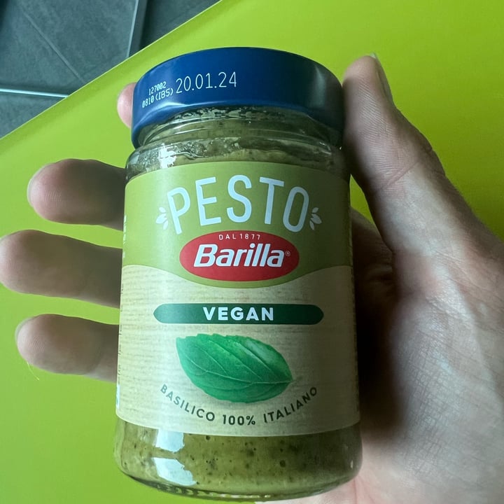 photo of Barilla Pesto Vegan shared by @bastianbieler on  06 Jan 2023 - review