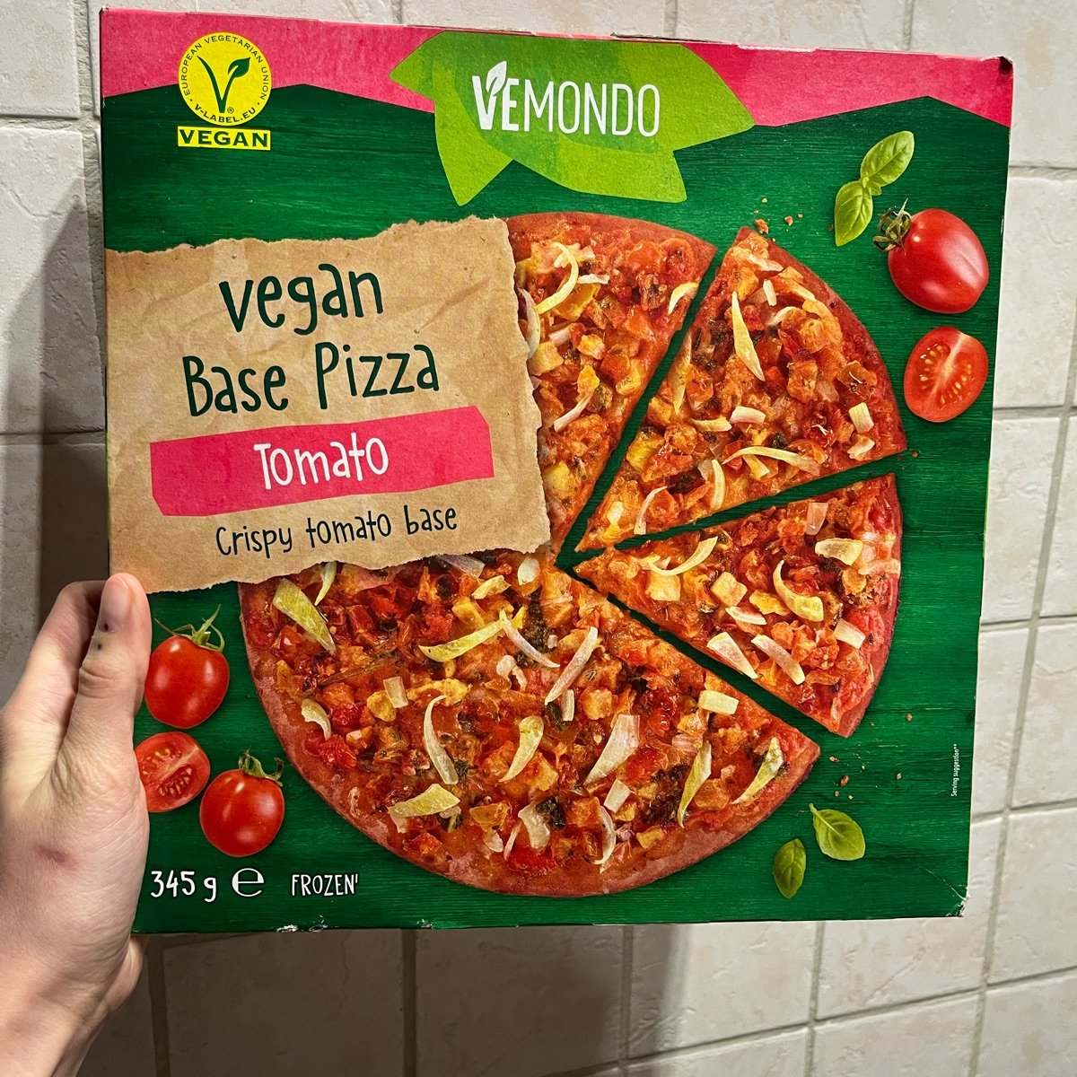 vegan base pizza tomato from Vemondo - Vegan Product Reviews & Ratings ...
