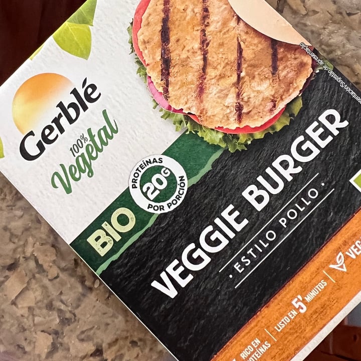 photo of Gerblé Veggie Burguer Estilo Pollo shared by @carolarribas on  09 Apr 2023 - review