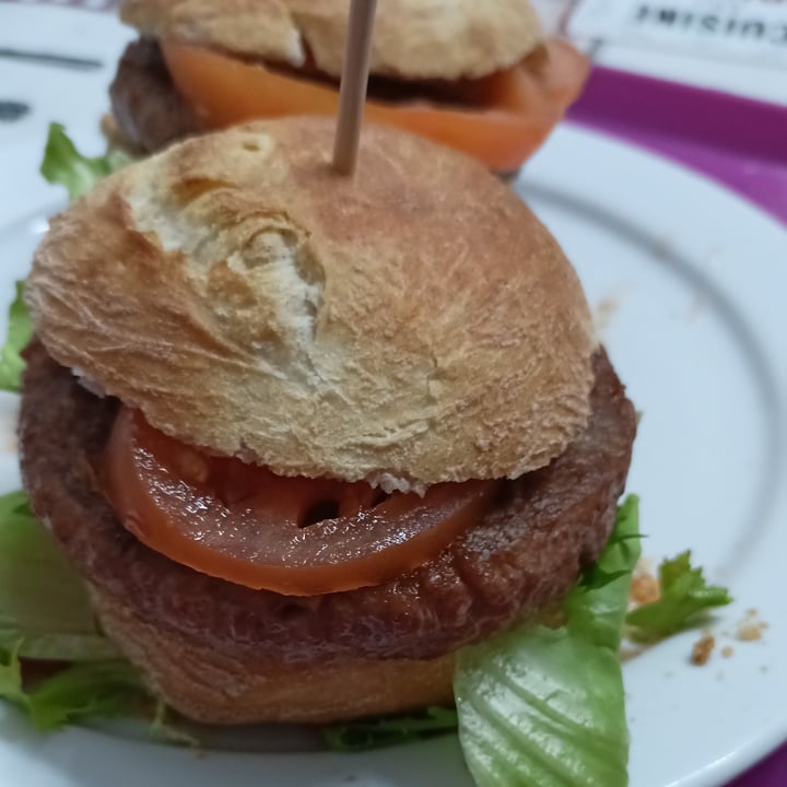photo of Garden Gourmet Sensational Burger shared by @aeris27 on  07 Feb 2023 - review