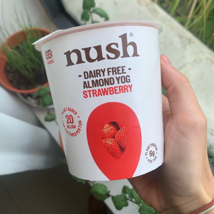 photo of Nush Almond Milk Yog Strawberry shared by @tiascaz on  04 Jun 2023 - review