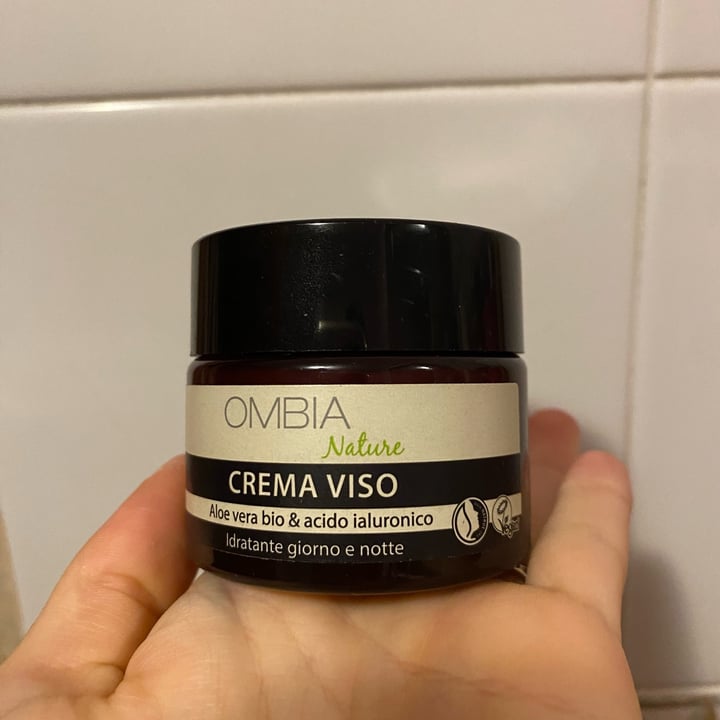 photo of ombia nature Crema Viso Giorno E Notte shared by @-niki- on  22 Jan 2023 - review