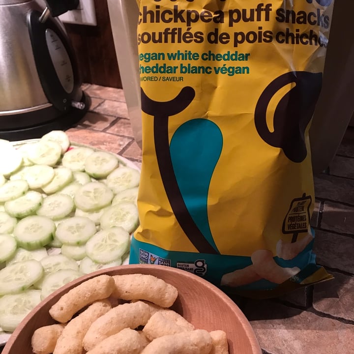 photo of Hippeas Chickpea Puff Snacks - Vegan White Cheddar shared by @maryanarch on  10 Jan 2023 - review