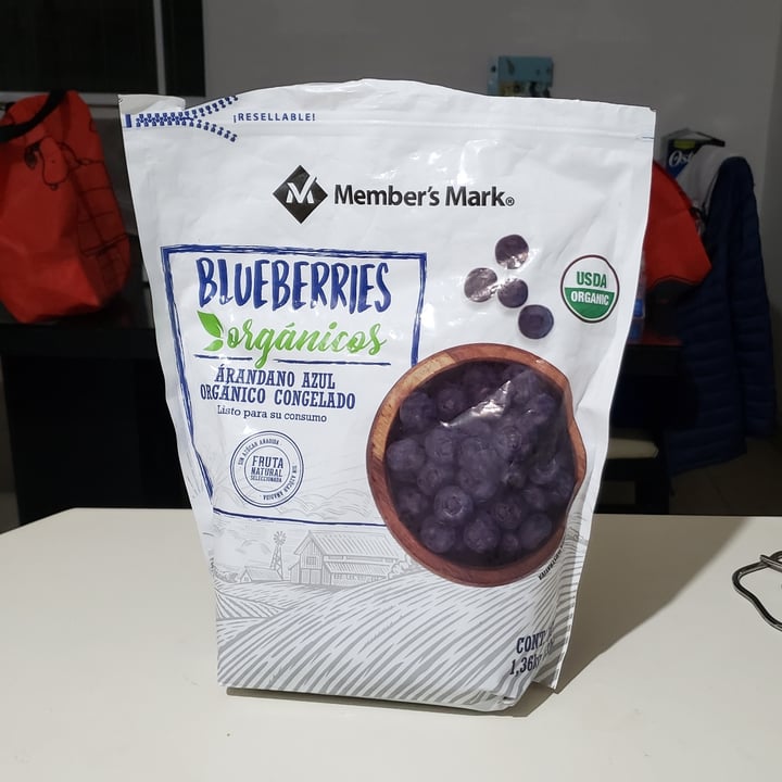 photo of Member's Mark  natural bluberries shared by @clod86 on  08 Feb 2023 - review