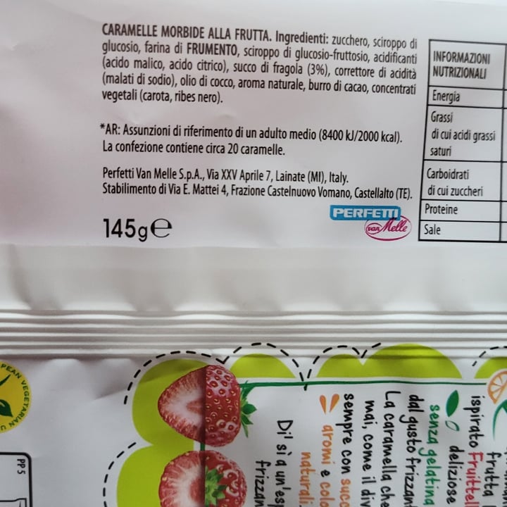 photo of Fruit-tella Onde Frizz shared by @cheep on  09 Apr 2023 - review