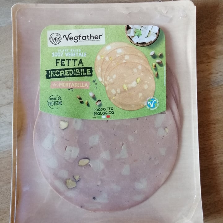 photo of Vegfather Fetta incredibile mortadella shared by @biancamaria on  01 Feb 2023 - review