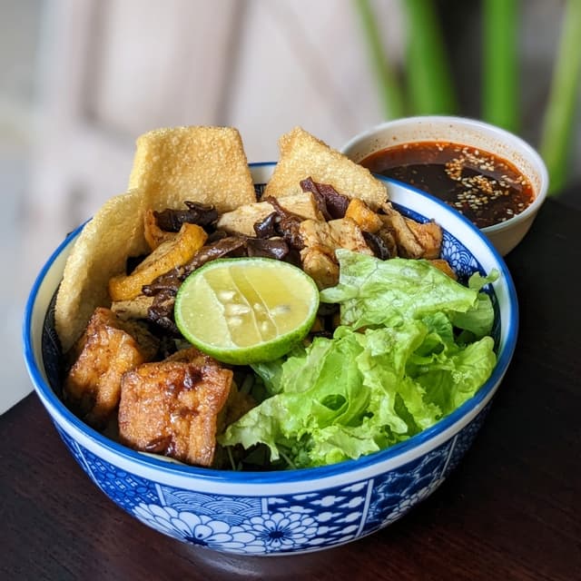 Photo of the dish “Hoi An Style Noodles Cao Lầu”