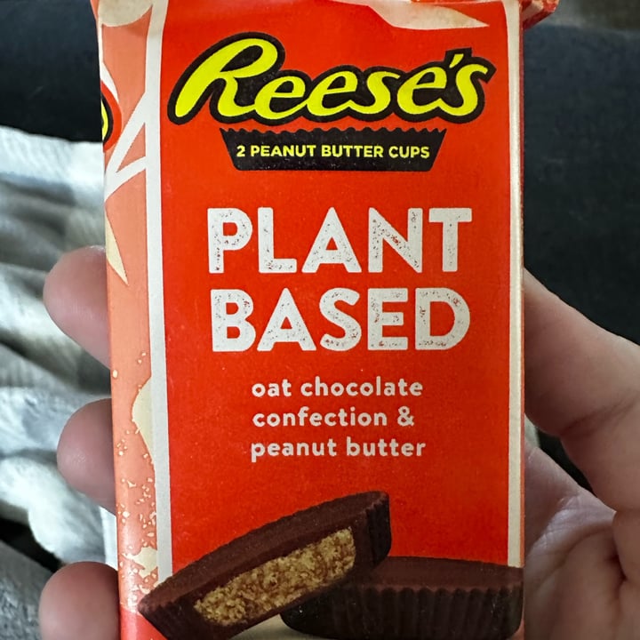photo of Reese's Plant Based Peanut Butter Cups shared by @katlynnnn on  07 Apr 2023 - review