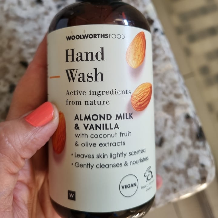 photo of Woolworths Almond milk and Vanilla Hand Wash shared by @tilana85 on  16 Mar 2023 - review