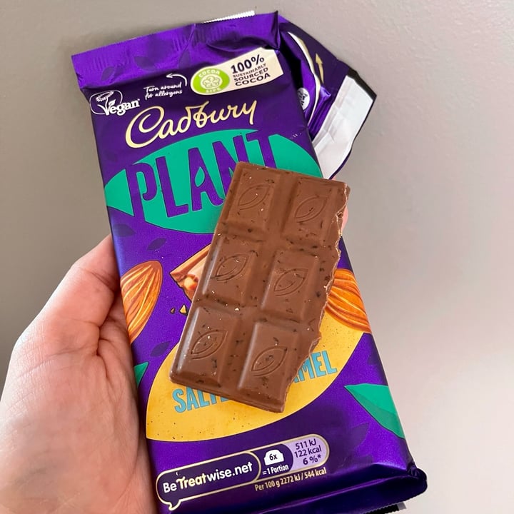 photo of Cadbury almonds salted caramel shared by @jeanne-marie on  25 Mar 2023 - review