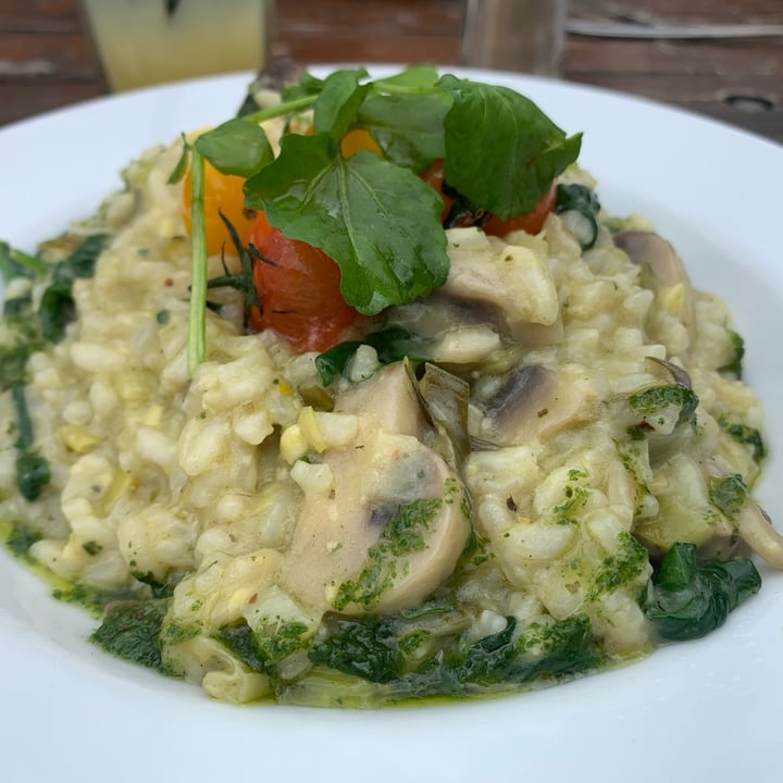 photo of Powerhouse Cafe & Restaurant Creamy leek and pea risotto shared by @clairewinchester on  22 Jan 2023 - review
