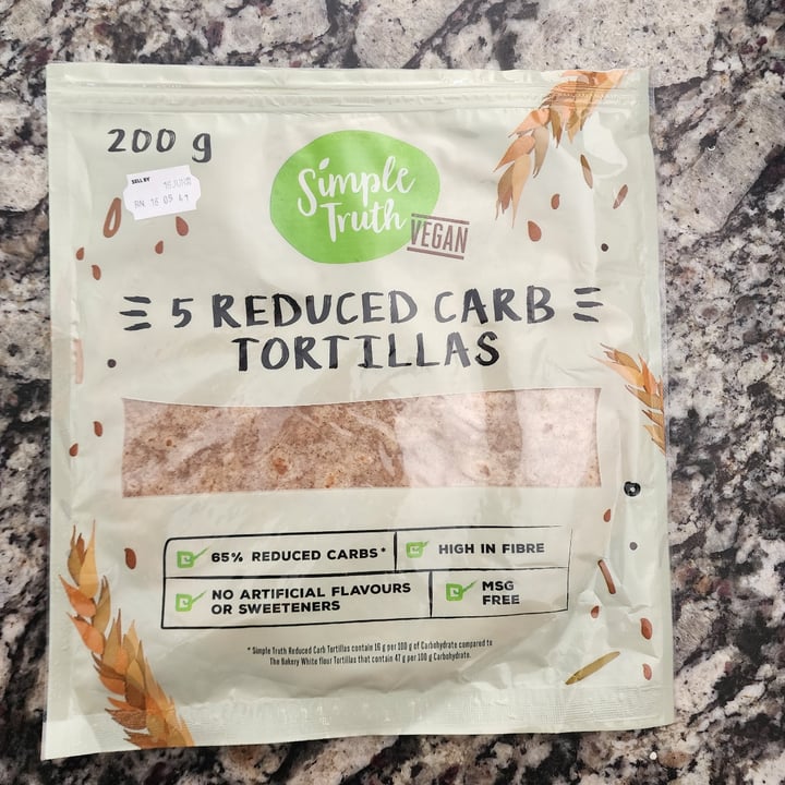 photo of Simple Truth 5 reduced carb tortillas shared by @kim-e on  31 May 2023 - review