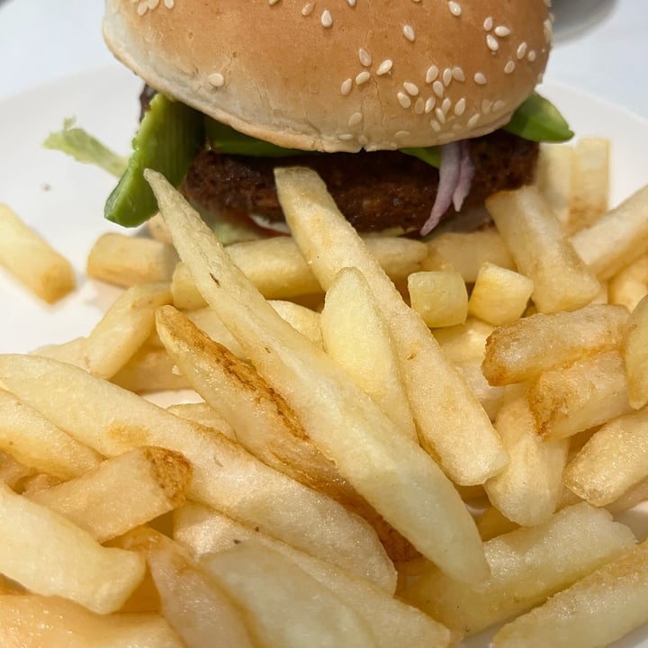 photo of Wimpy Chickpea Burger shared by @kerrbear on  08 Jan 2023 - review