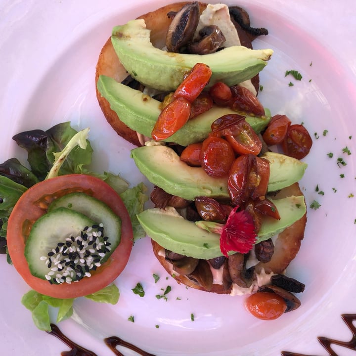 photo of La Belle Alliance Restaurant Swellendam Vegan Breakfast shared by @louiseloveslentils on  21 Jul 2023 - review
