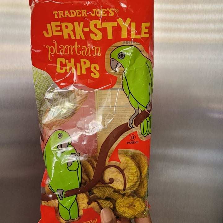 photo of Trader Joe's Trader Joe's Jerk-Style Plantain Chips shared by @theveglife on  01 Jul 2023 - review