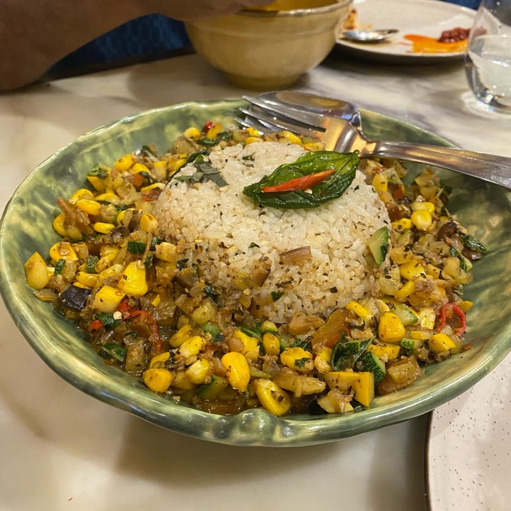 photo of Mamagoto Soggy Thai Basil Fried Rice shared by @sarvanireddy on  05 Jul 2023 - review