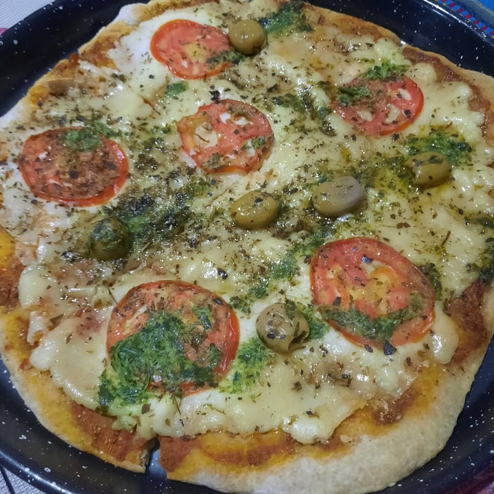 photo of Plant Based Grill Pizza Pizza Napolitana shared by @mayra270503 on  18 Apr 2023 - review