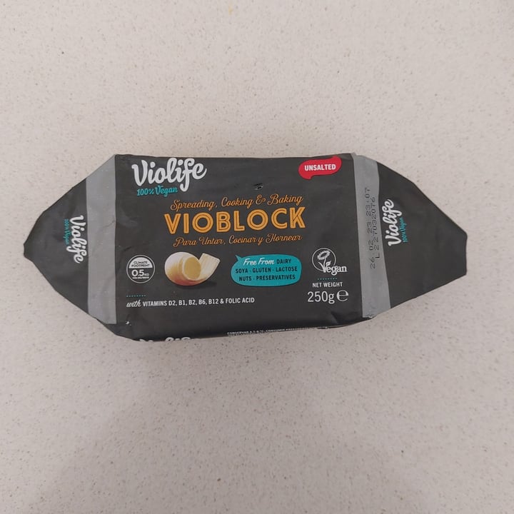 photo of Violife Vioblock with sea Salt shared by @raquelplata on  09 Feb 2023 - review