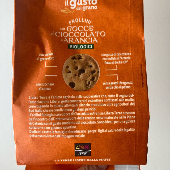 photo of Il gusto del grano Frollini Con Gocce Di Cioccolato E Arancia shared by @irebo02 on  30 Mar 2023 - review