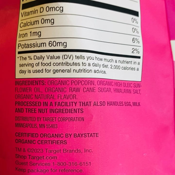 photo of Tabitha Brown Vegan Sweet & Salty Organic Popcorn shared by @beckyyy on  13 Feb 2023 - review