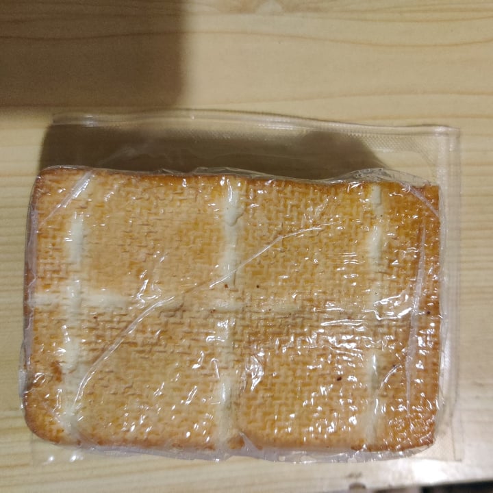 photo of ioVEG Tofu Affumicato shared by @fiorubino on  09 Feb 2023 - review